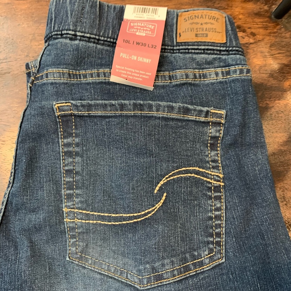 Levi’s women’s size 10L